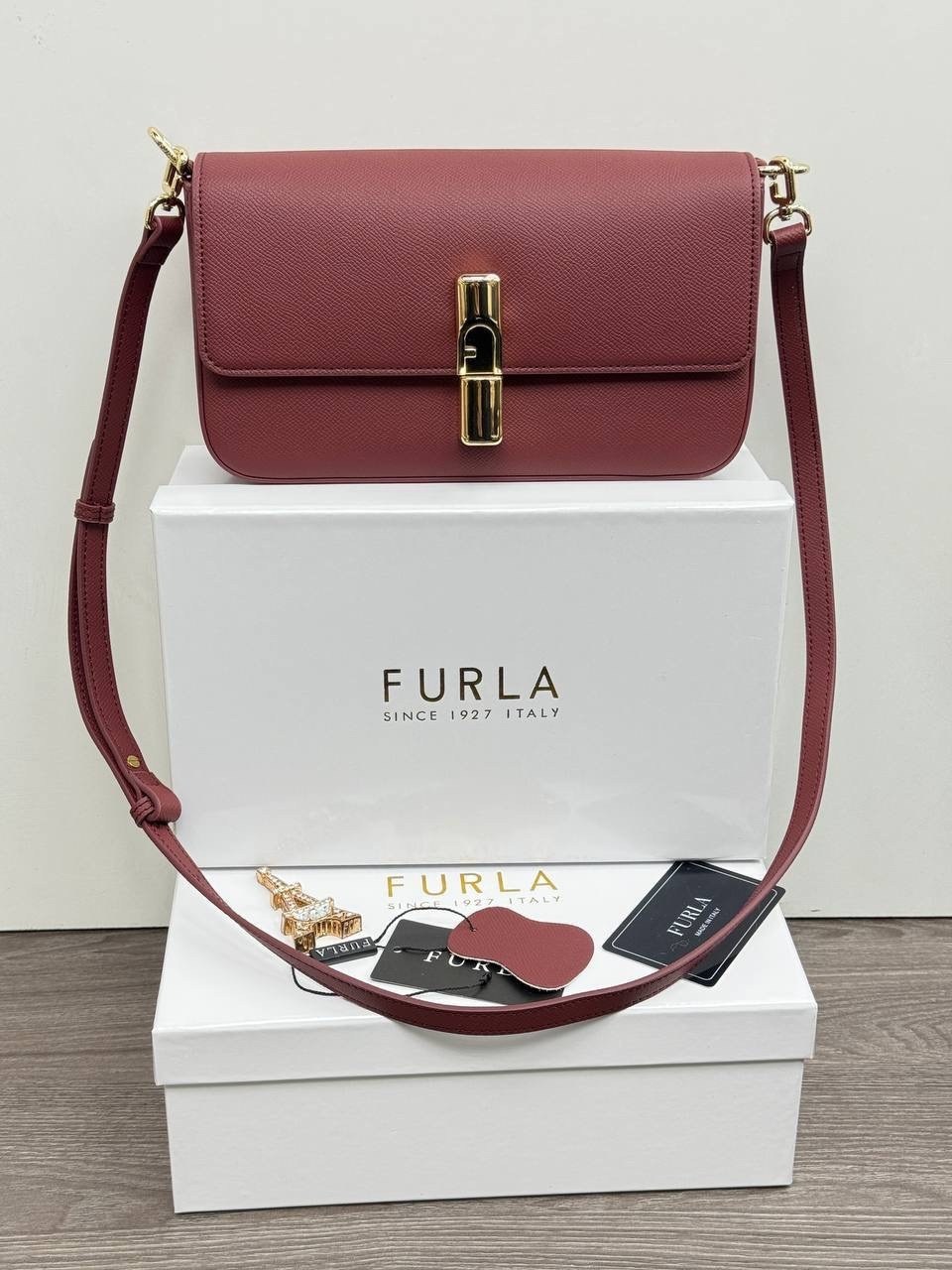 сумка furla,женские сумки furla,сумка фурла джулия,сумка фурла,сумка