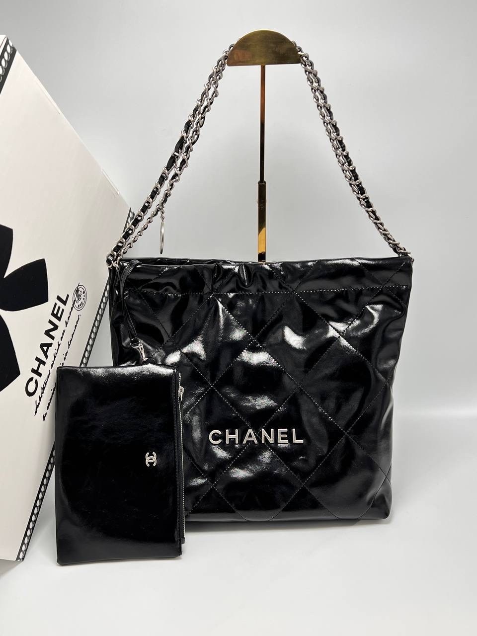 chanel сумка,сумка chanel женская,кожаная белая сумка chanel,chanel 22 сумка,сумка шанель
