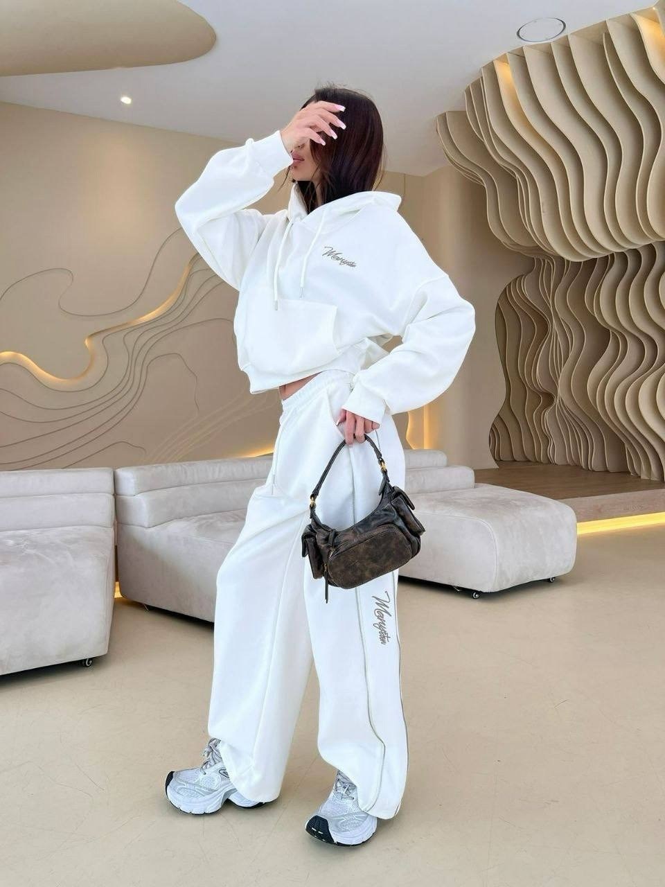 костюм женский спортивный,костюм женский,спортивный костюм шанель,костюм повседневный спортивный,белый спортивный костюм chanel с капюшоном для женщин