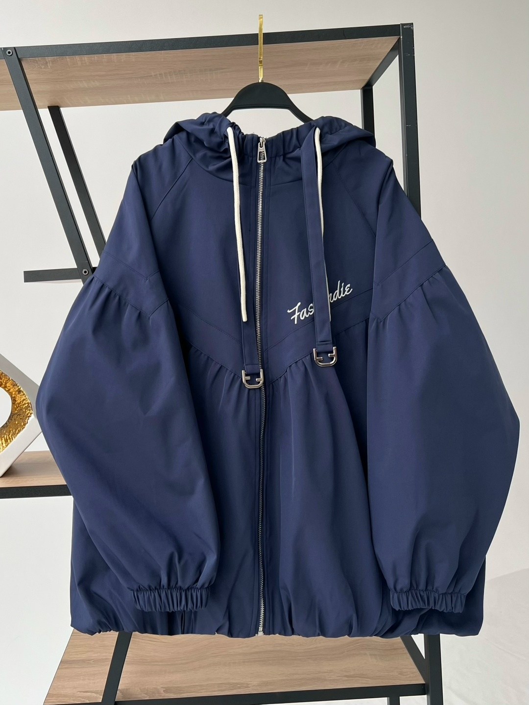 ветровка женская,ветровка,женская куртка,демисезонная куртка ветровка,легкая куртка