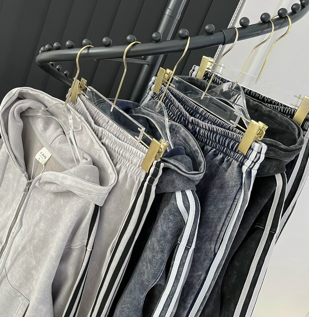 костюм спортивный велюровый,велюровый костюм,костюм спортивный велюровый женский,повседневный спортивный костюм,женский спортивный костюм