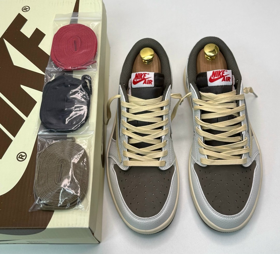 nike air jordan 1 low travis scott,кроссовки nike air jordan 1 low x travis scott,nike air jordan 1 low travis scott reverse mocha,кроссовки nike air jordan 1 travis scott,nike air jordan 1 low x trav