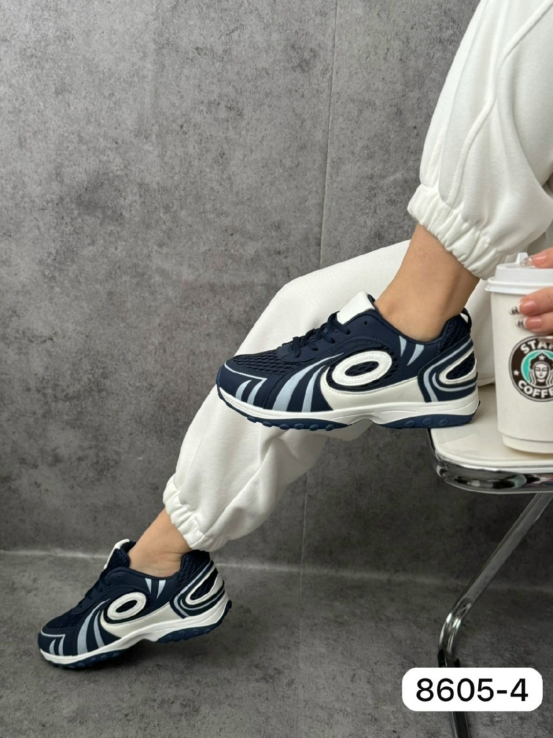 кроссовки,кроссовки женскиe,спортивная ,кроссовки классические,кроссовка