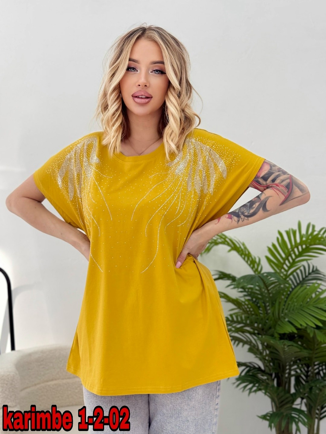 женская футболка больших размеров,женская футболка,футболка больших размеров для женщин,футболка оверсайз со стразами,футболка со стразами