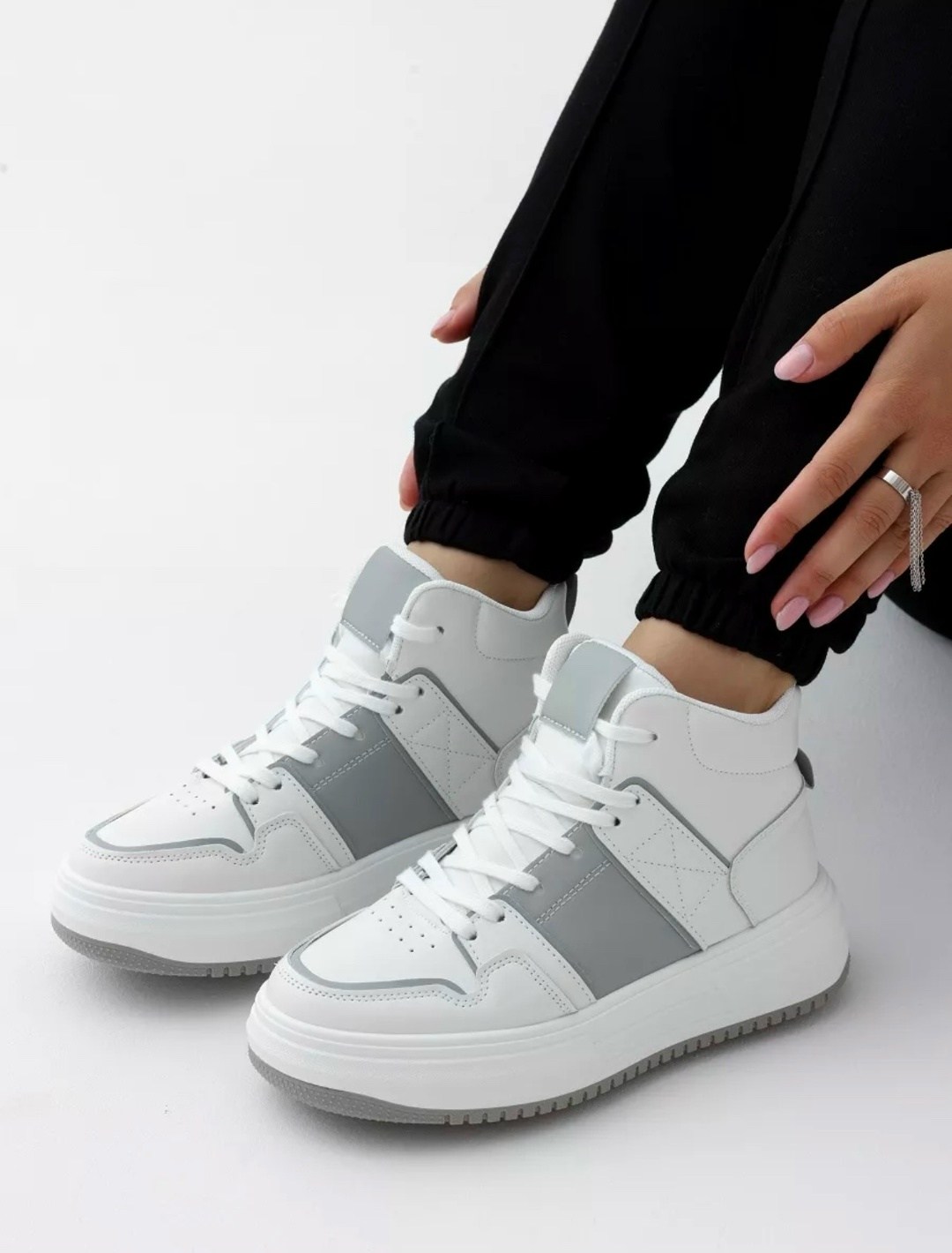 ,высокие кроссовки,кроссовки на платформа,кроссовки белая,женские кроссовки