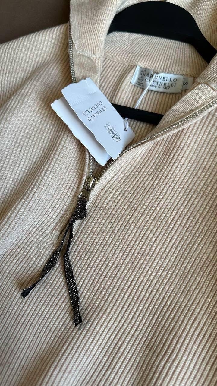 трикотажный костюм,костюм двойка кашемир,женские костюмы,трикотажный костюм с юбкой офис вязаный,костюм бежевый