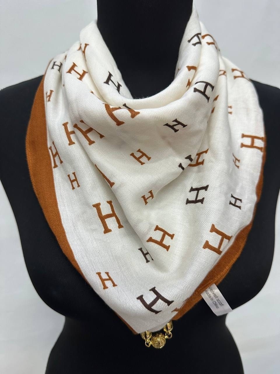 шарф гуччи женский,платок гуччи,платок гуччи оригинал,шелковый платок гуччи,шарф гуччи