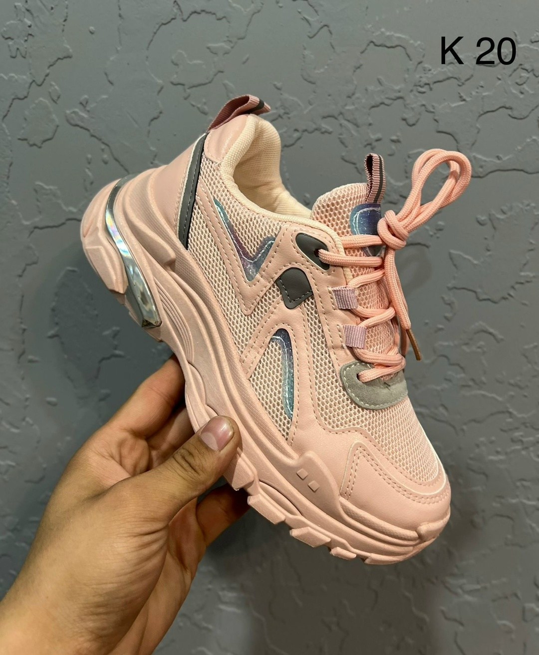 кроссовки женские,модные кроссовки,кроссовки для женщин, кроссовки,кроссовка