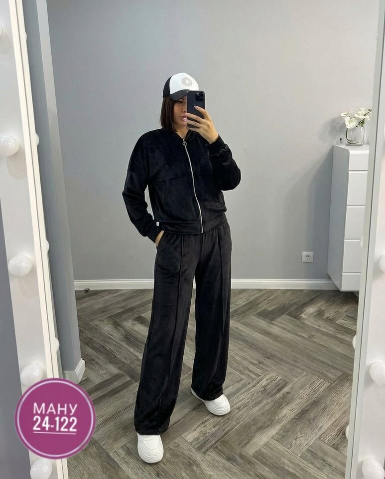 велюровый костюм,костюм спортивный велюровый,костюм спортивный,женский велюровый костюм,костюм из велюра