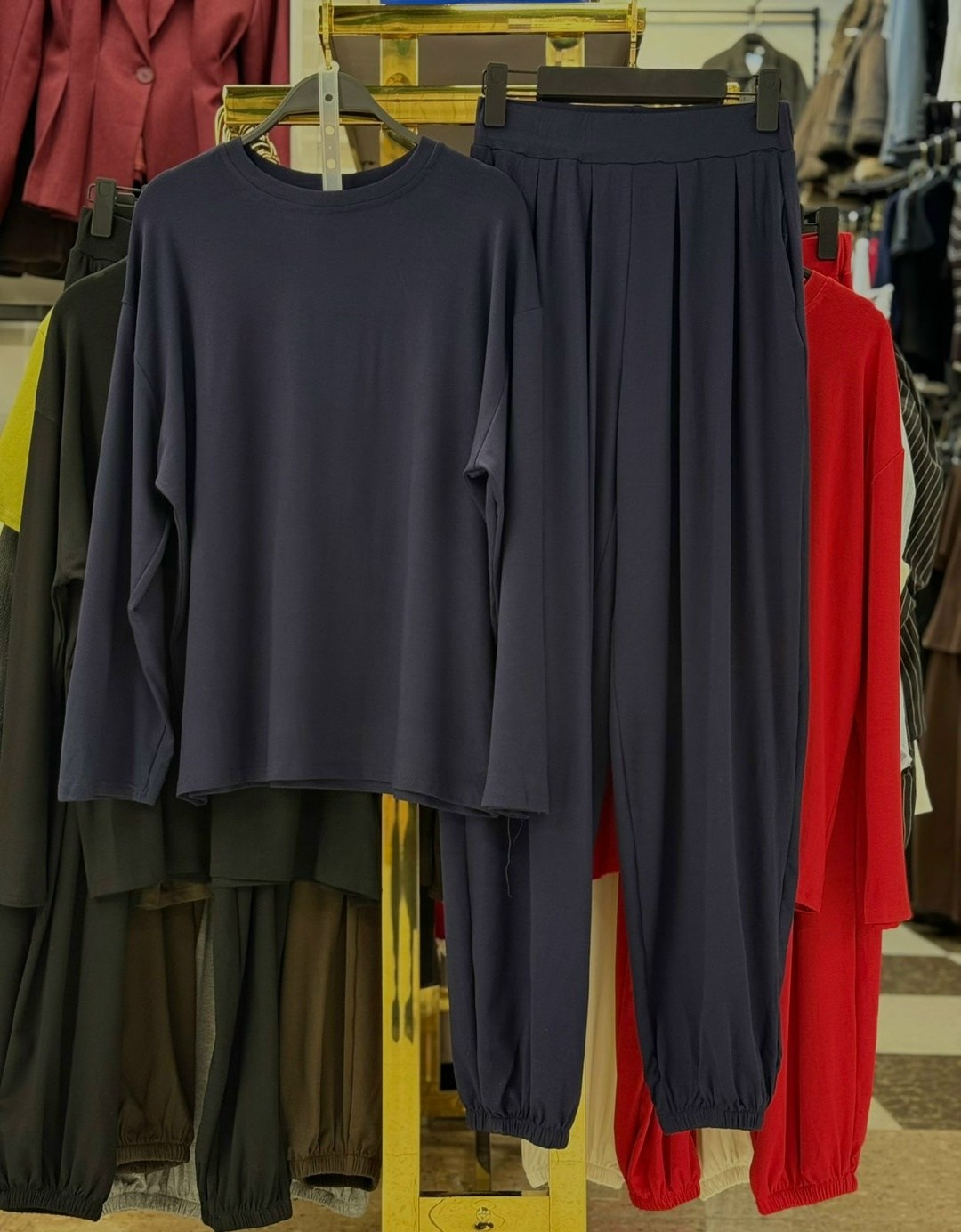 трикотажные костюмы,костюм с брюками,женский костюм,костюм с брюками палаццо,образ с брюками палаццо