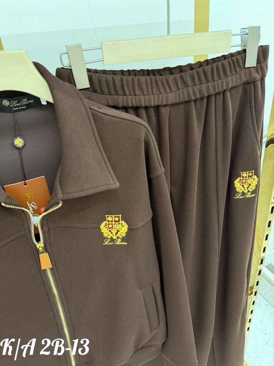 спортивный костюм miu miu,спортивный костюм,костюм miu miu,костюм спортивный женский,женский костюм