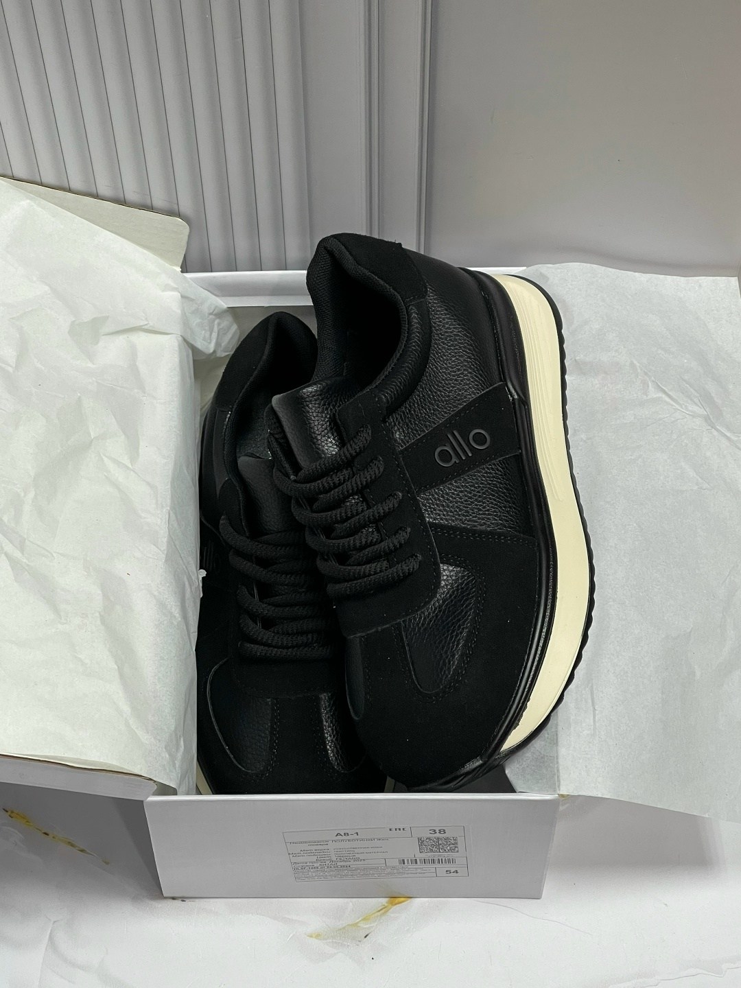 ,кроссовки женскиe,кроссовки бежевые,кроссовки liu jo,кроссовки весенние