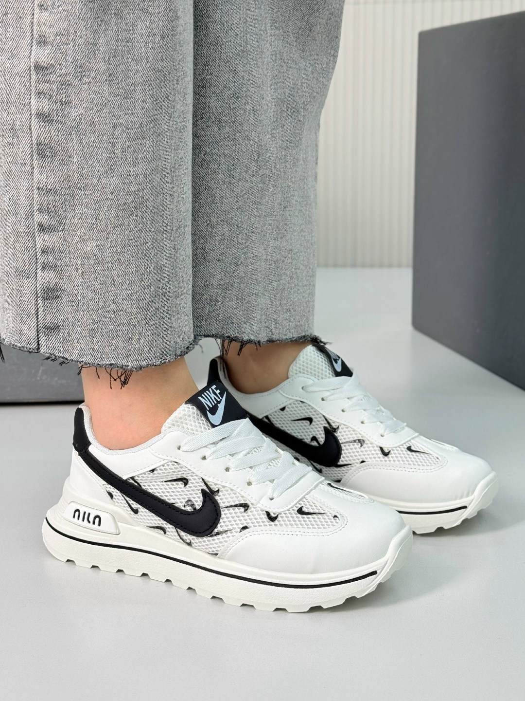 ,женские кроссовки,кроссовки adidas,кроссовки cпортивные,кроссовки повседневные