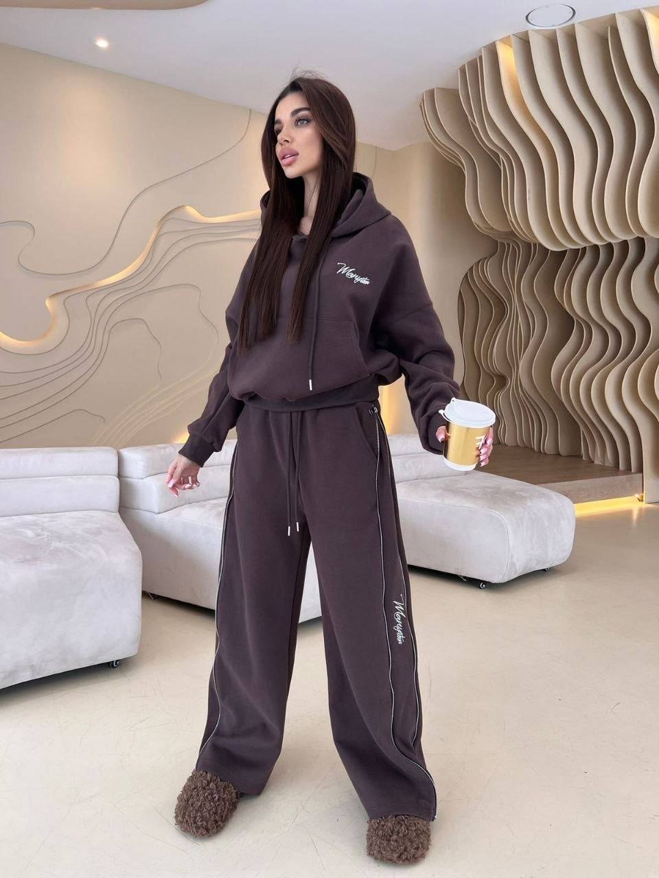 спортивный костюм женский,спортивный костюм для женщин,костюм повседневный спортивный,спортивный костюм,женский костюм