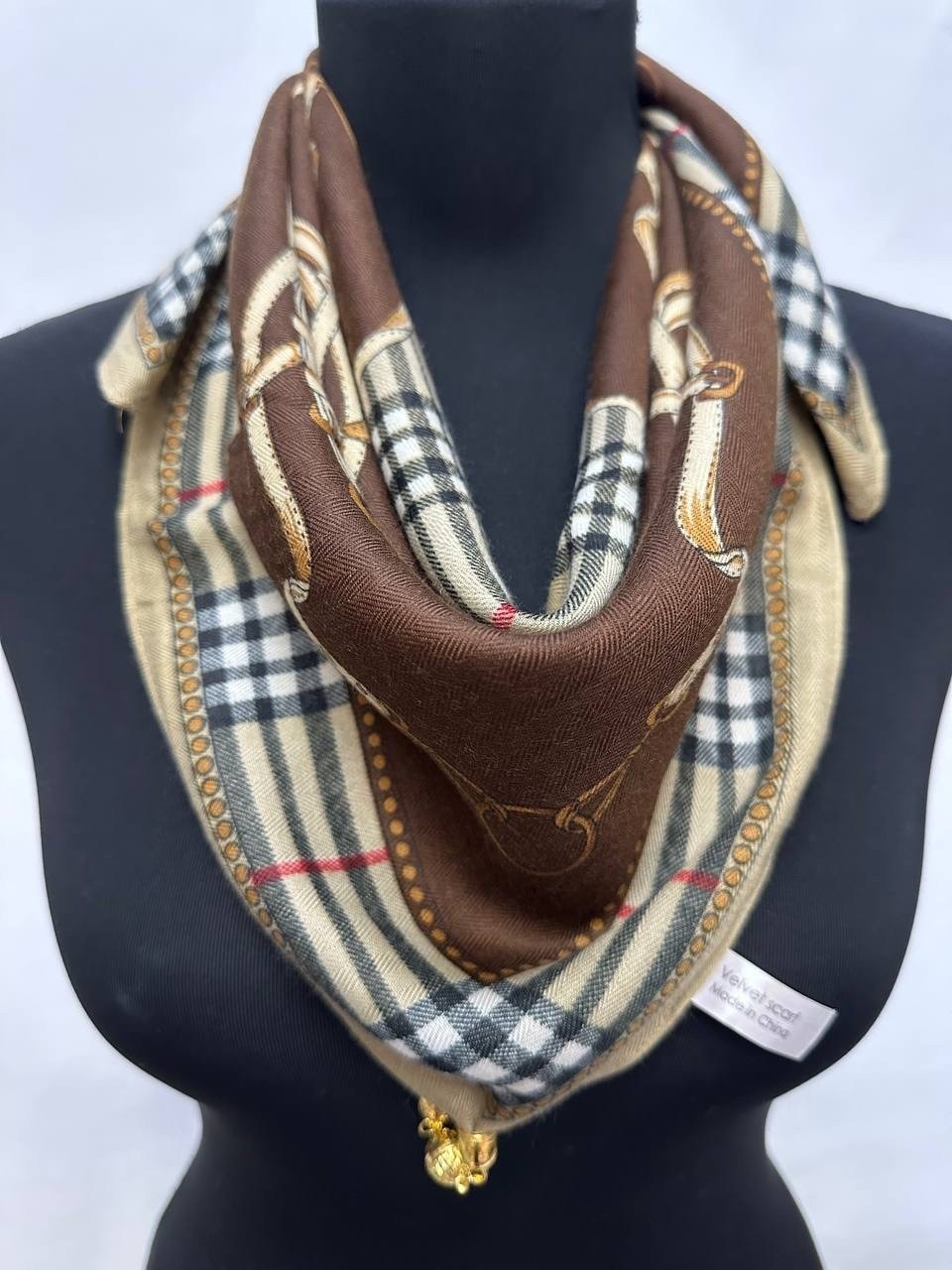 платки женские,платок женский с цветочным рисунком 100*100 см. арт. 1260068,шарфы и платки,красивый платок,платок женский с рисунком