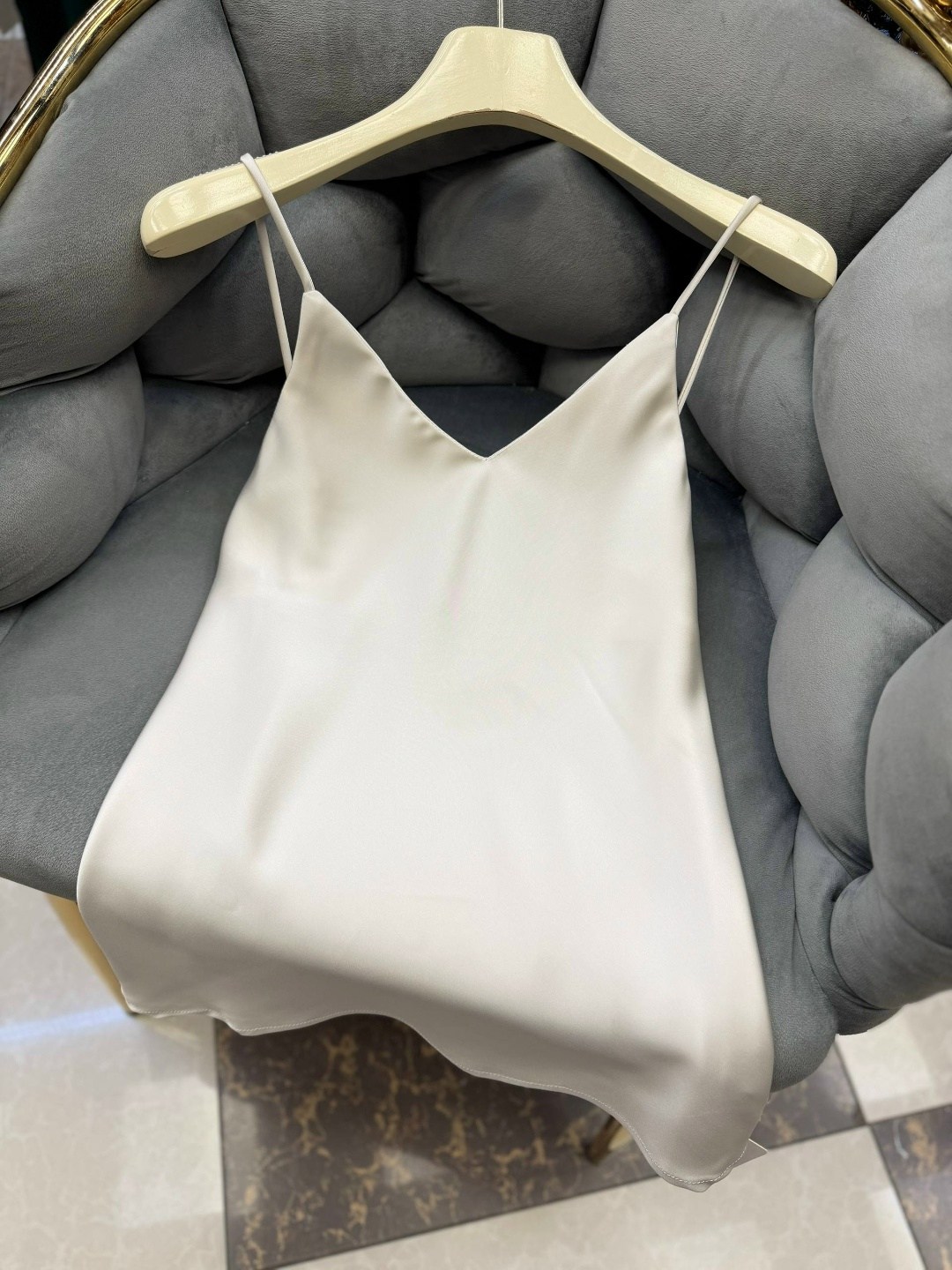 шелковый топ,майка женская,женский шелковый топ,женские топы