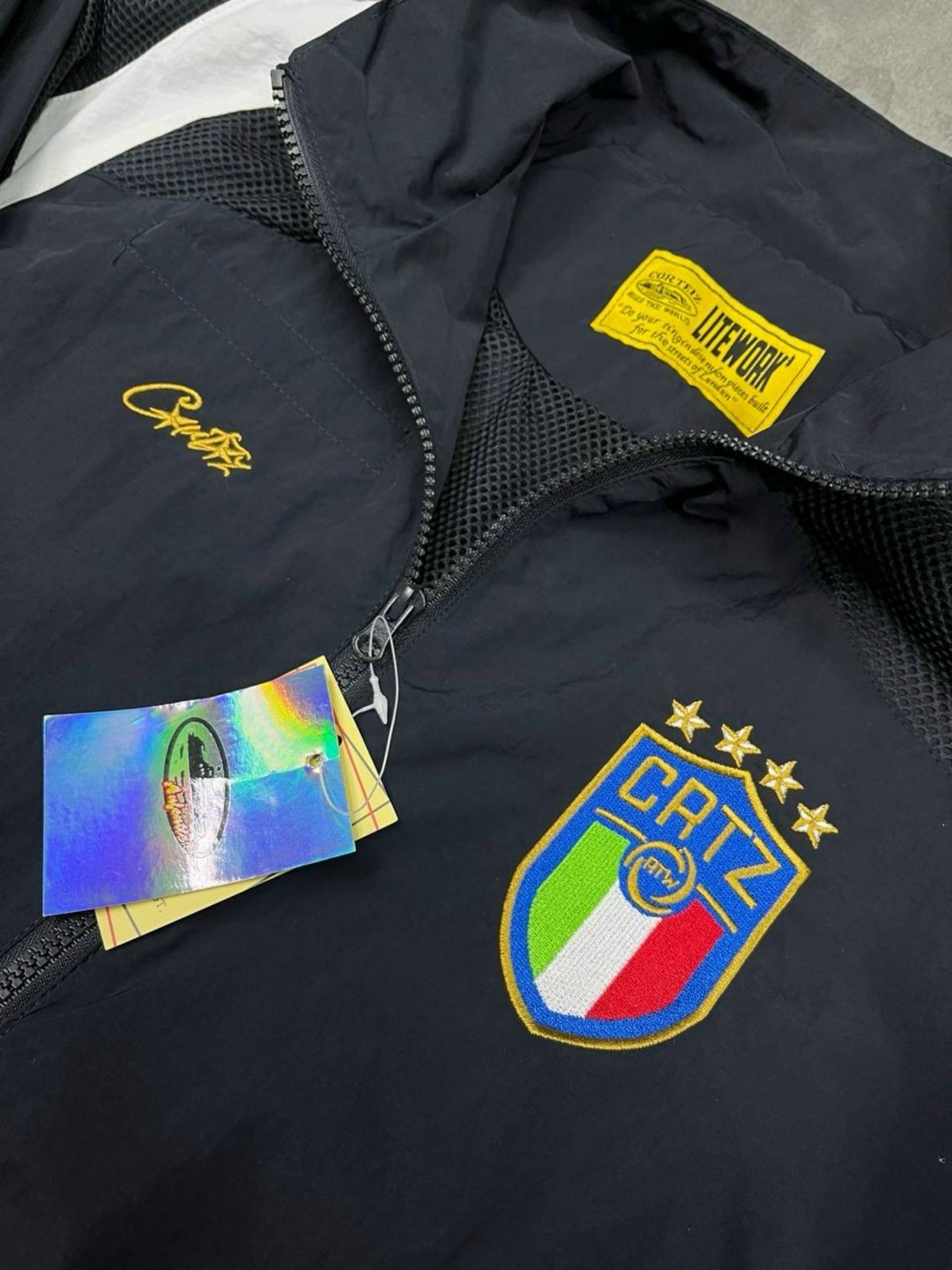 куртка бомбер,спортивные костюм,спортивная куртка,куртка,спортивный костюм плащевка