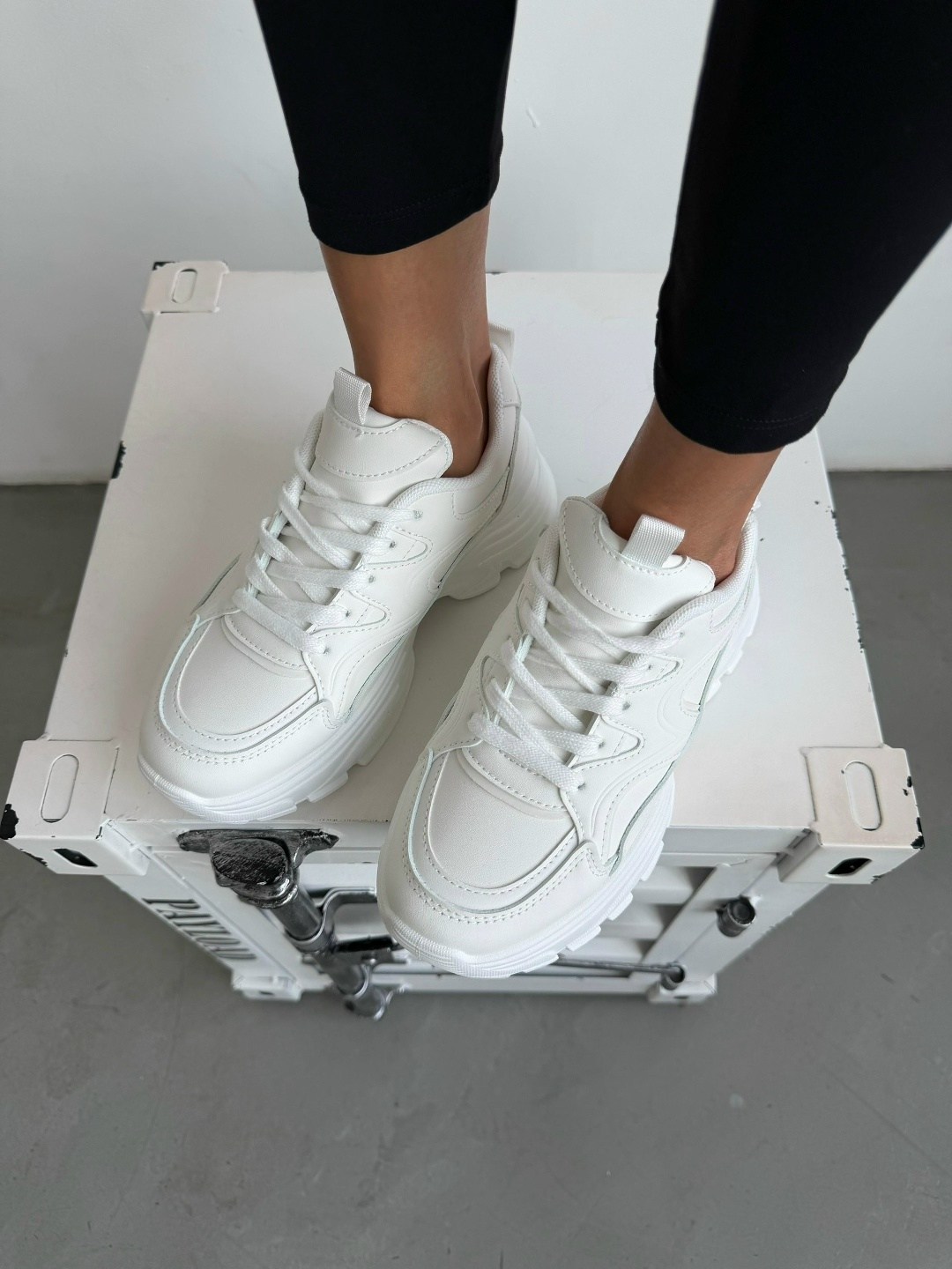 женские кроссовки,кроссовки,кроссовки белые женские на высокой подошве,белые кроссовки женские с большой подошвой,белые женские кроссовки