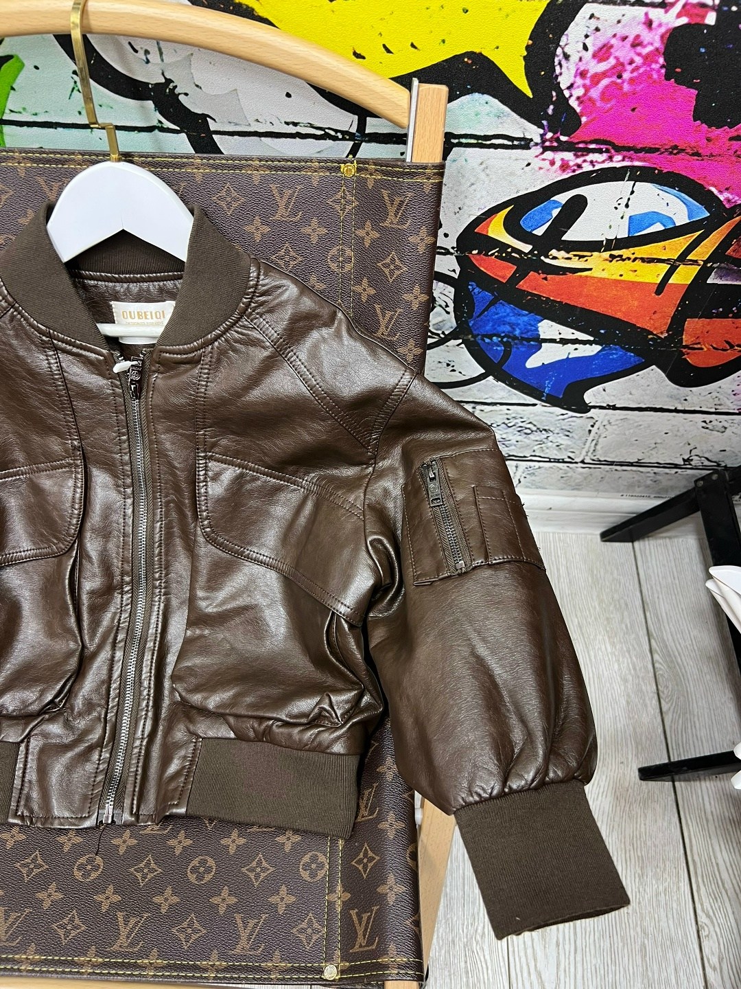 кожаная куртка,куртка стильная,модная куртка,куртка для мальчика,куртка кожаная бомбер