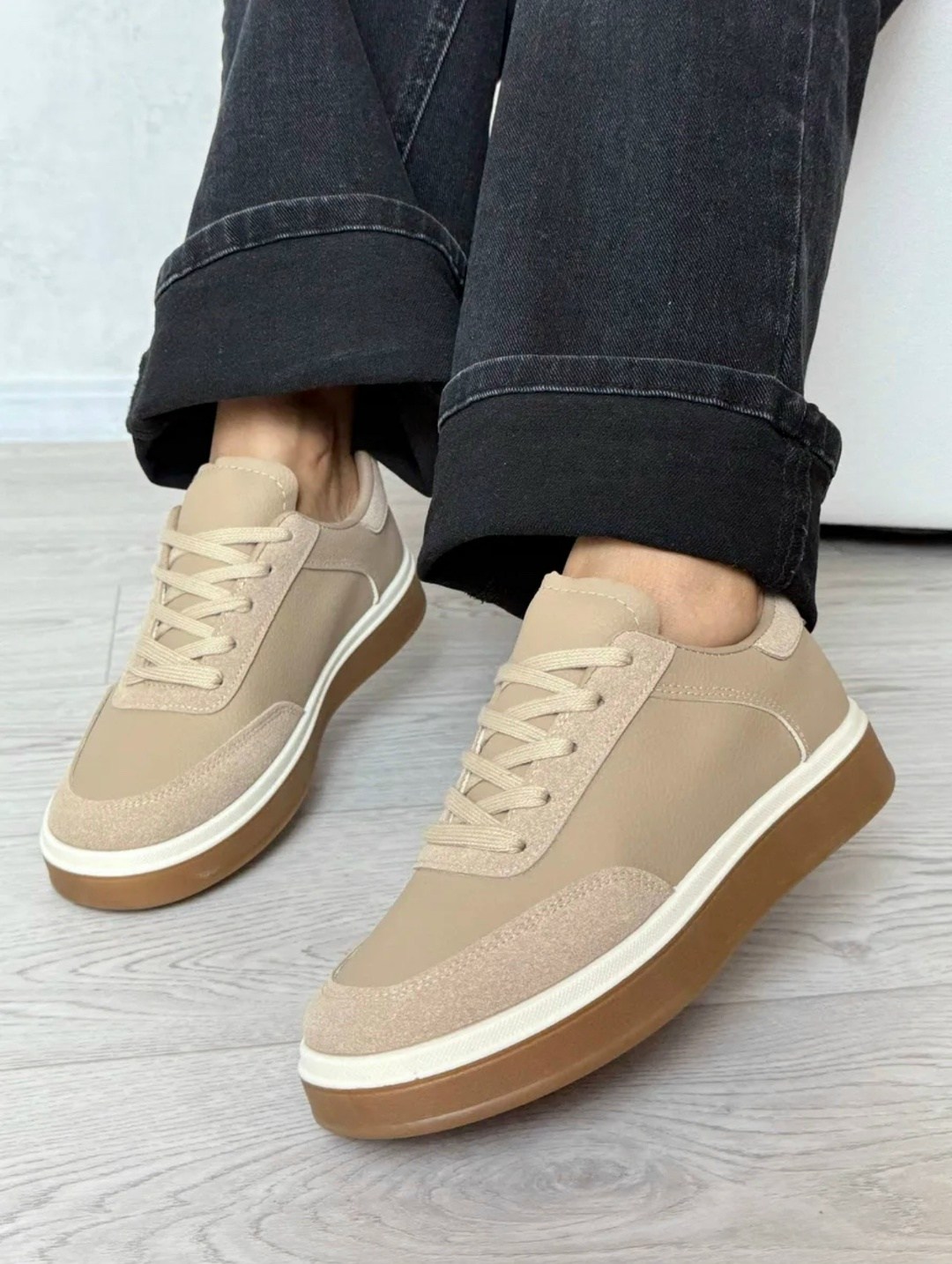 ,кроссовки женскиe,кеды женски,повседневные кроссовки,бежевые кроссовки