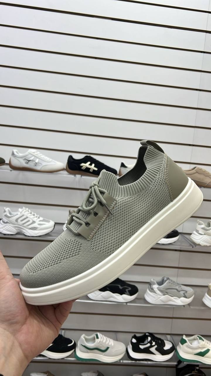 ,мужской кроссовки,повседневные кроссовки,спортивная  мужская,кроссовка мужской