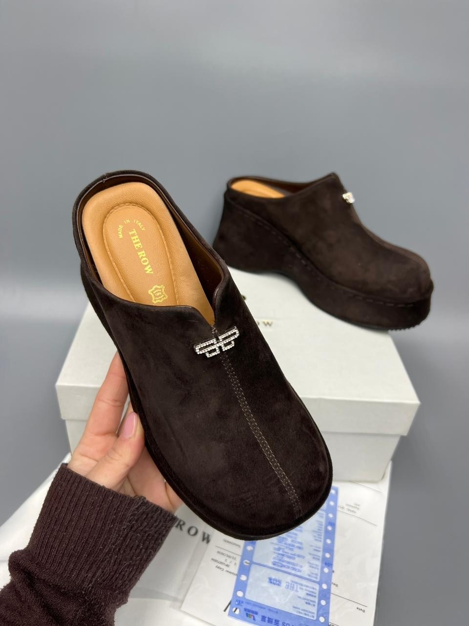 ,платформа ,туфли на плоской подошве,женская ,женские ретро-тапочки на платформе из матовой кожи