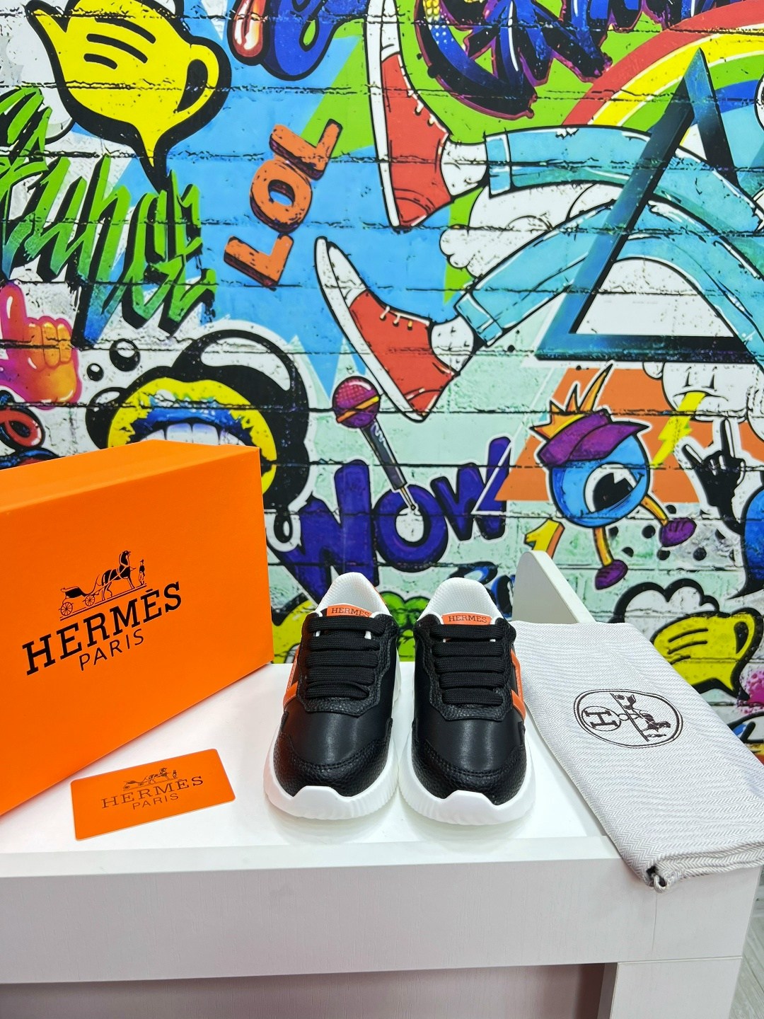 кроссовки hermes,,кроссовки мужские hermes,кроссовки hermes женские,кроссовки гермес