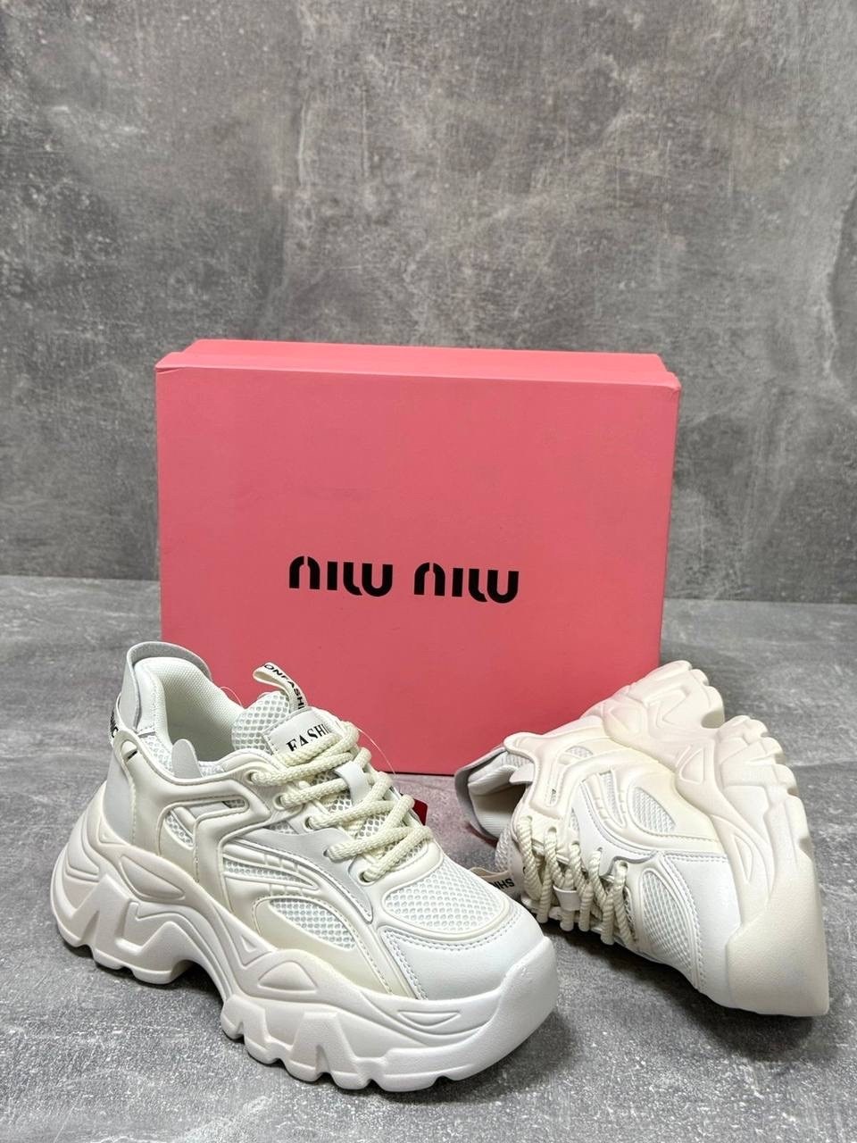 кроссовки женскиe,кроссовки,массивные кроссовки,женские массивные кроссовки,кроссовки модные