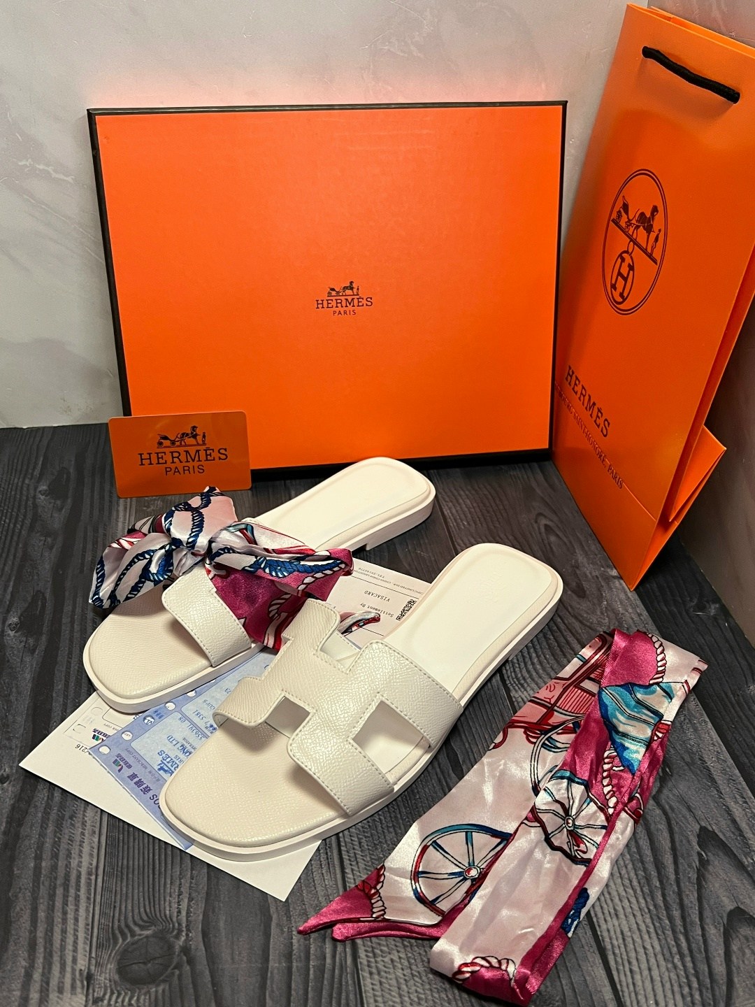 женские шлепки hermes,шлепанцы hermes,шлепки hermes,сандали hermes,шлепки эрмес