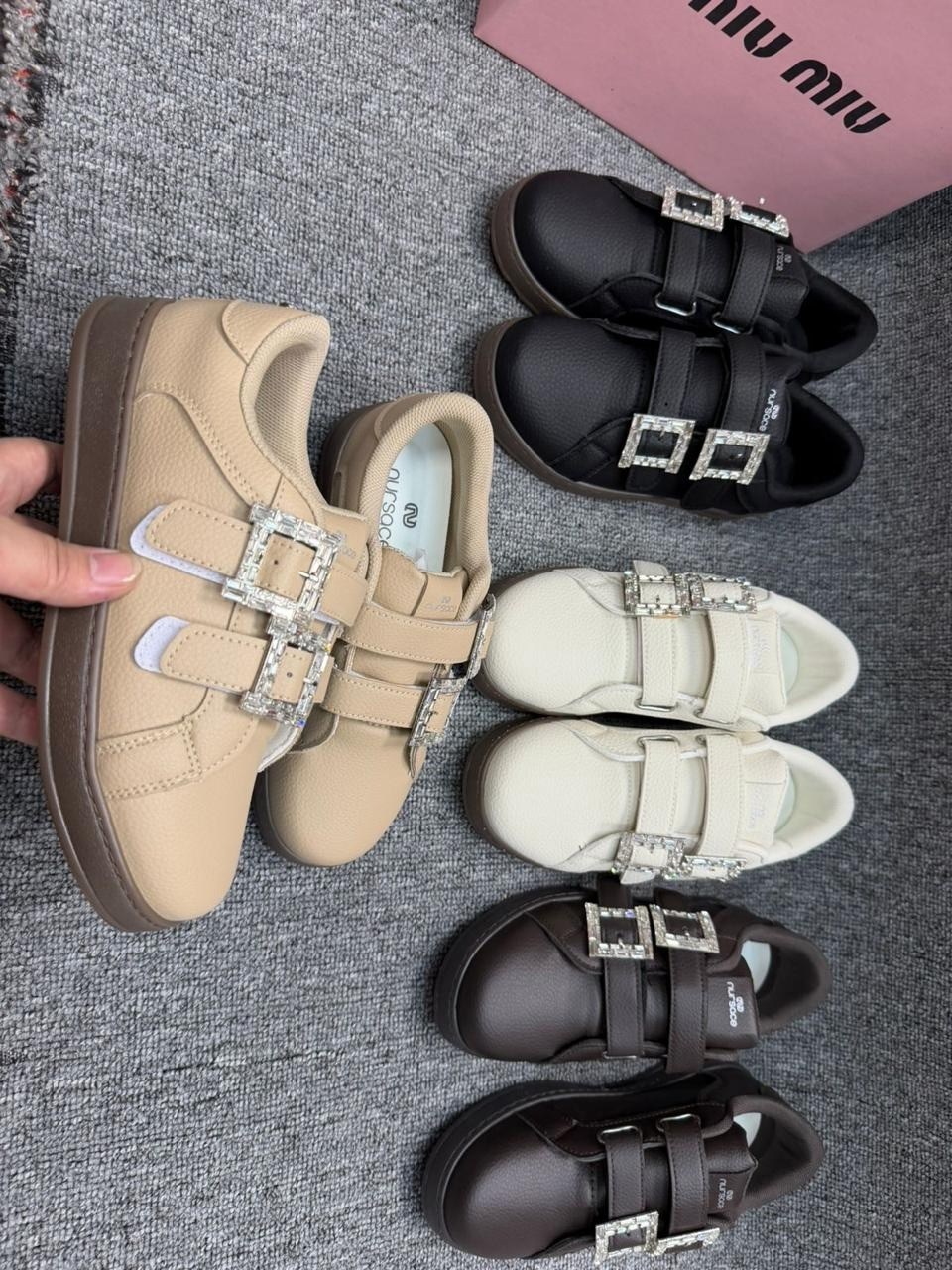 ,женская ,детские сандалии,повседневная ,женские кроссовки