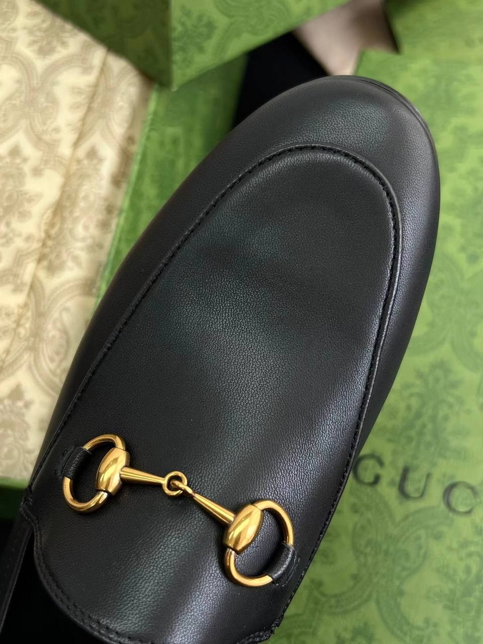 лоферы гуччи женские оригинал,кожаные лоферы gucci,лоферы gucci,лоферы гуччи женские,лоферы gucci женские