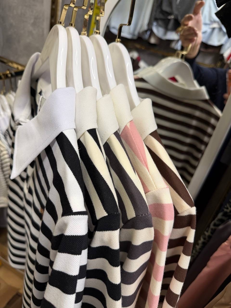 свитер в полоску,женский свитер в полоску,кофта женская,повседневный джемпер,джемпер valentino