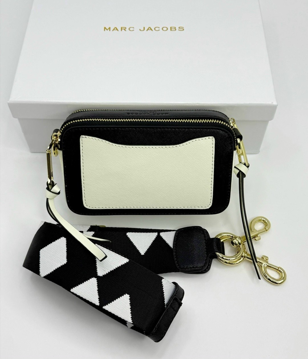 сумка марк джейкобс,marc jacobs сумка на плечо,сумка marc jacobs,сумка marc jacobs snapshot,сумка marc jacobs женская