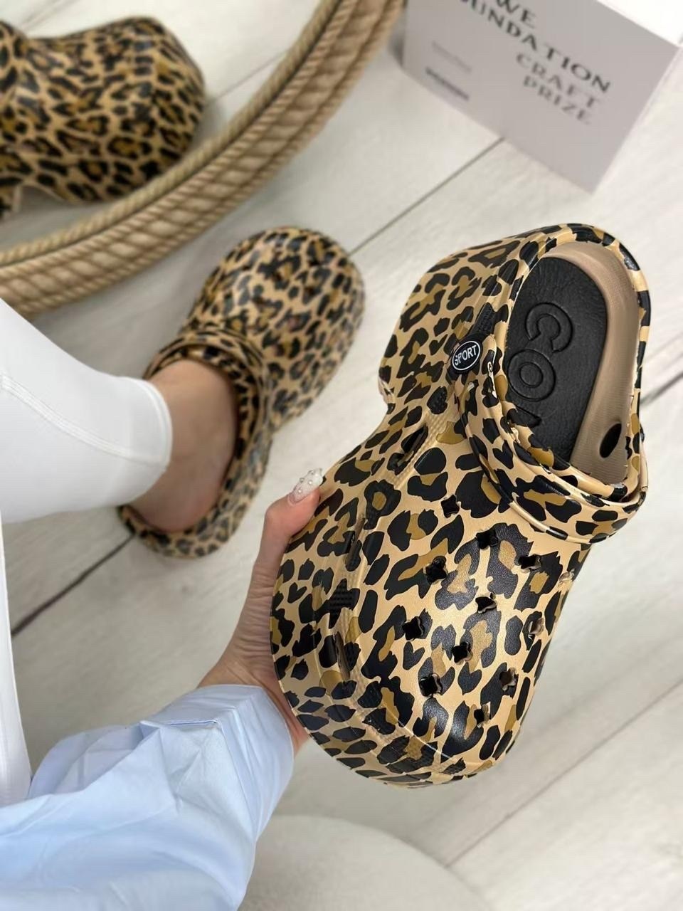 ,леопардовые крокс,туфли леопардовые,леопардовые балетки эконика,леопардовые кроксы