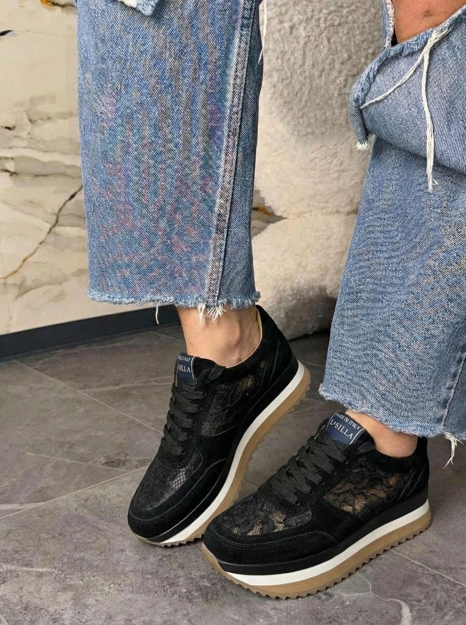 ,кроссовки женскиe,замшевые кроссовки,женская ,обуви