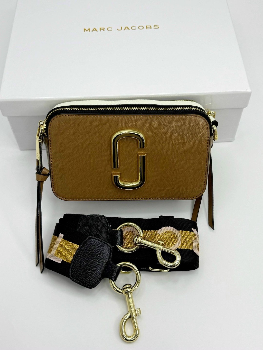 сумка марк джейкобс,marc jacobs сумка на плечо,сумка marc jacobs,сумка marc jacobs snapshot,сумка marc jacobs женская