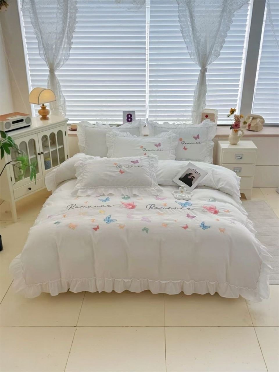 постельное белье с рюшами и вышивкой евро angelo custode,комплект постельного белья с вышивкой,комплект постельного белья с одеялом евро люкс сатин asabeua с клубничками и вышивкой,постельное белье 10