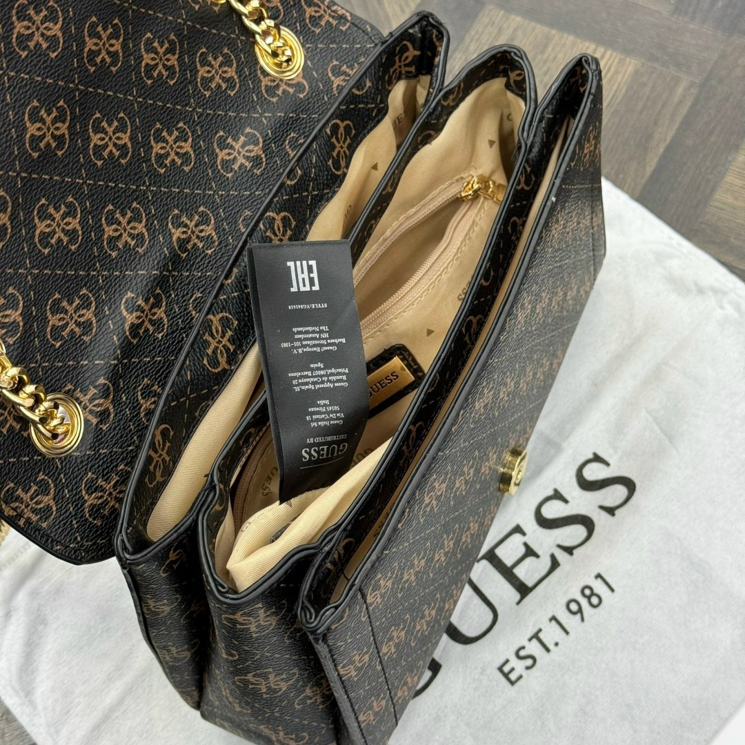сумка женская guess,guess сумка на плечо,сумка guess,guess сумка на плечо планшет,guess сумка на плечо кросс-боди