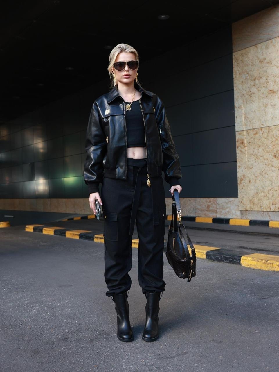 кожаная куртка,женская кожаная куртка,куртка из экокожи,куртка бомбер из экокожи,черная кожаная куртка