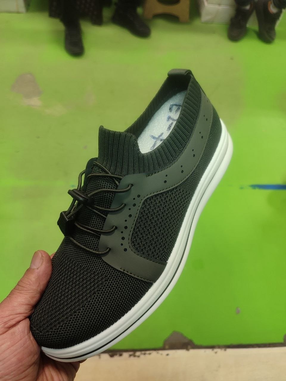 ,спортивная ,спортивная  мужская,повседневные кроссовки,повседневная