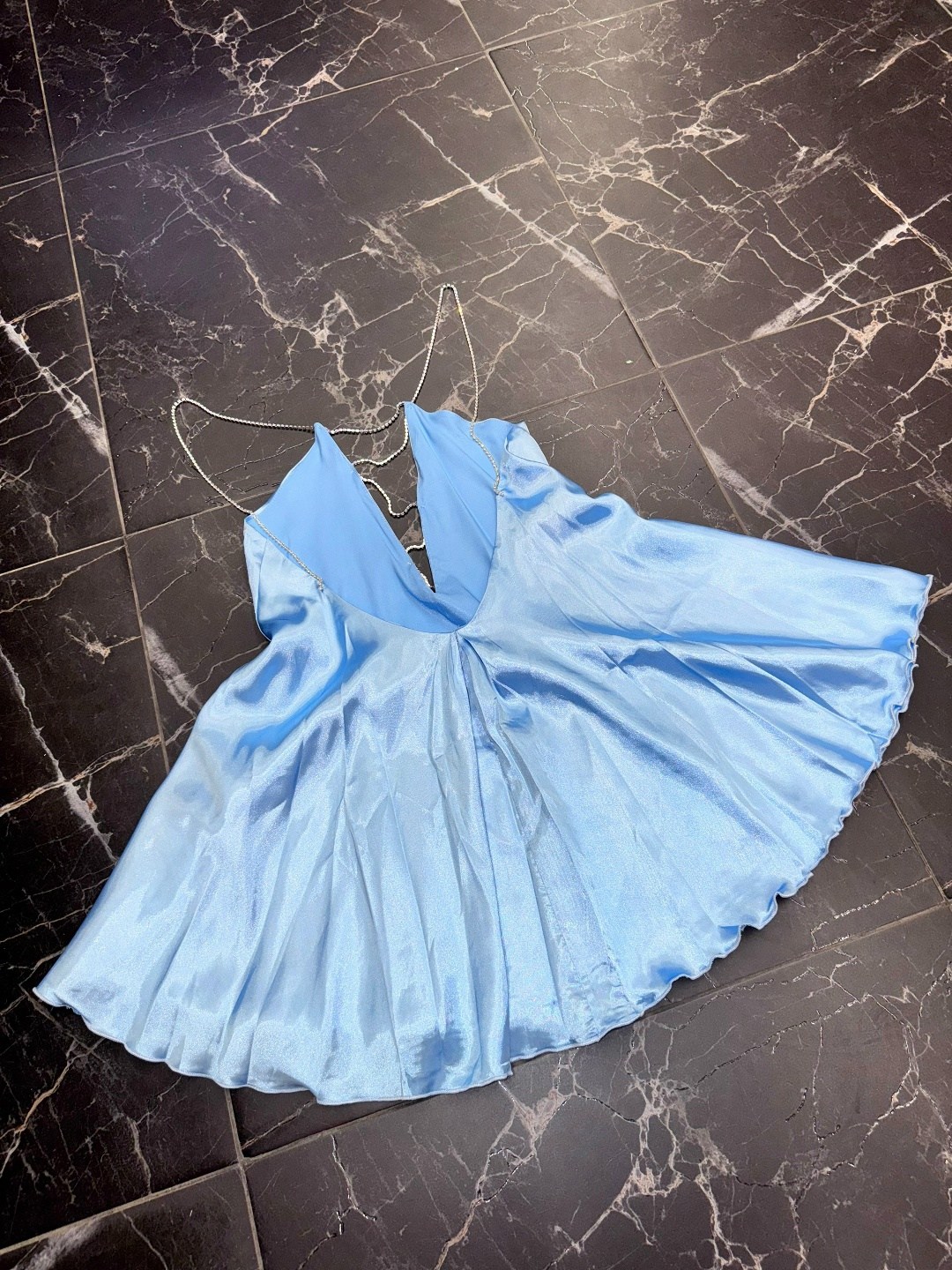 атласное платье,платье женская,летнее платье,платье на бретелях,атласное мини платье