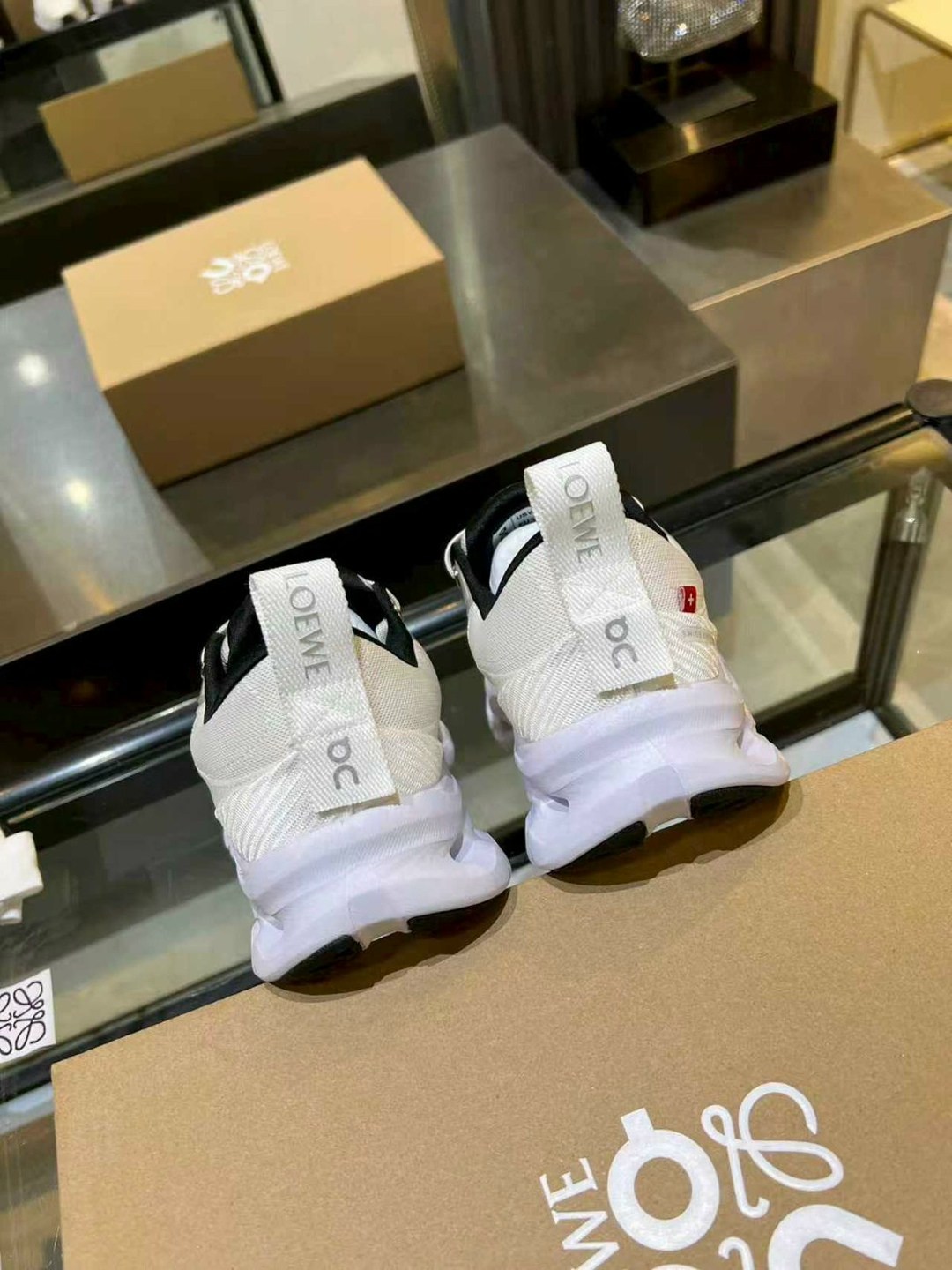 кроссовки брендовые,женские кроссовки,кроссовки,chanel кроссовки,loewe кроссовки