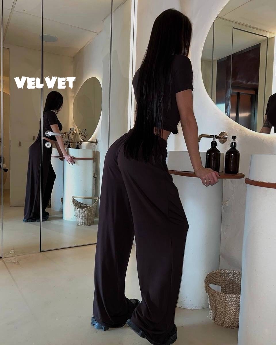 костюм с кроп топом,костюм женский,велюровый костюм,женский костюм трикотажный,костюм коричневый