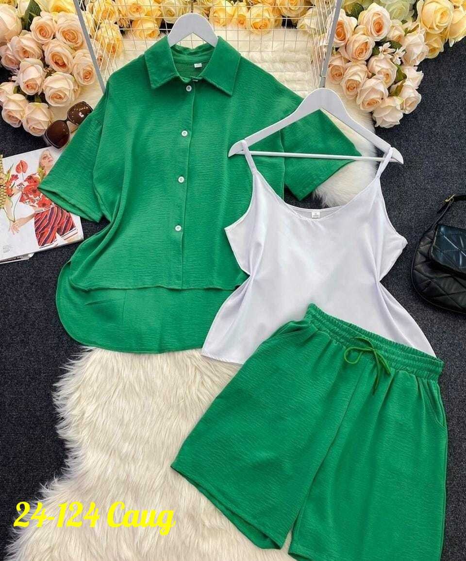 костюм летний женский,костюм тройка женский летний с шортами,костюм двойка женский с шортами,костюм женский,женский костюм с шортами и рубашкой