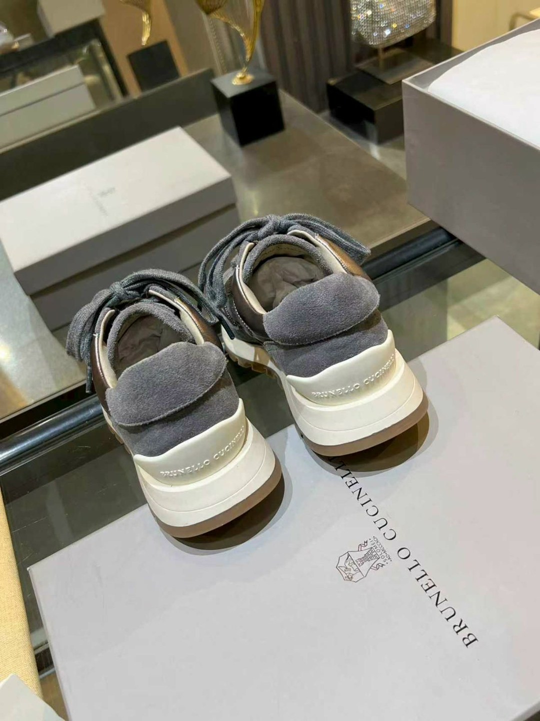 ,brunello cucinelli кроссовки женские,brunello cucinelli кроссовки,кроссовки женскиe,женские серые кроссовки из замши с мехом brunello cucinelli