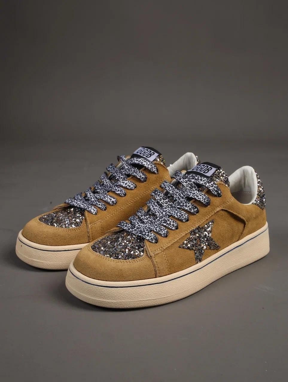 кроссовки golden goose с пайетками на платформе,,кроссовки golden goose,кеды golden goose,golden goose кеды glitter