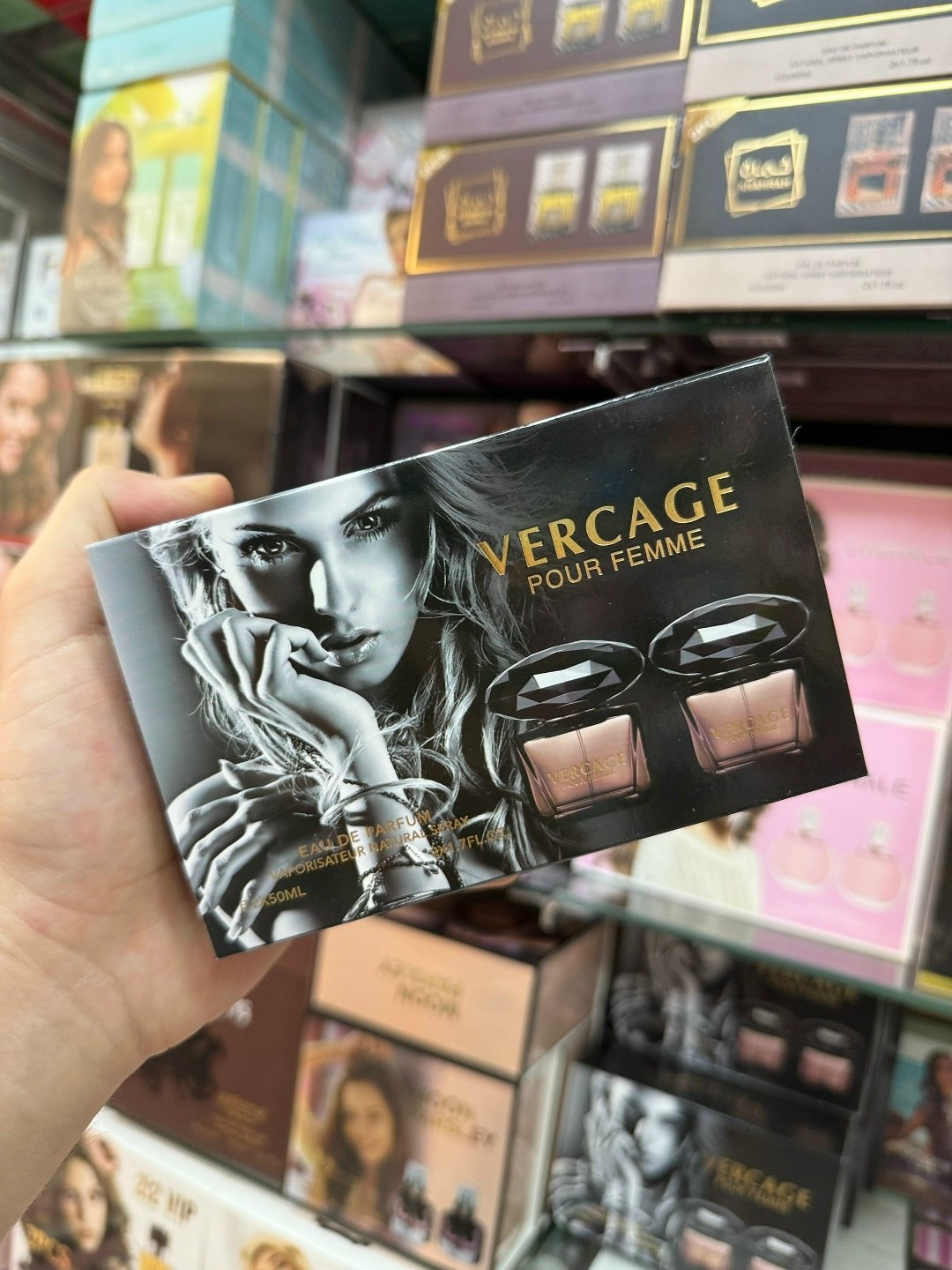 estee lauder modern muse le rouge,парфюмерия,кендалл дженнер,модель кендалл дженнер,парфюмерная вода estee lauder modern muse