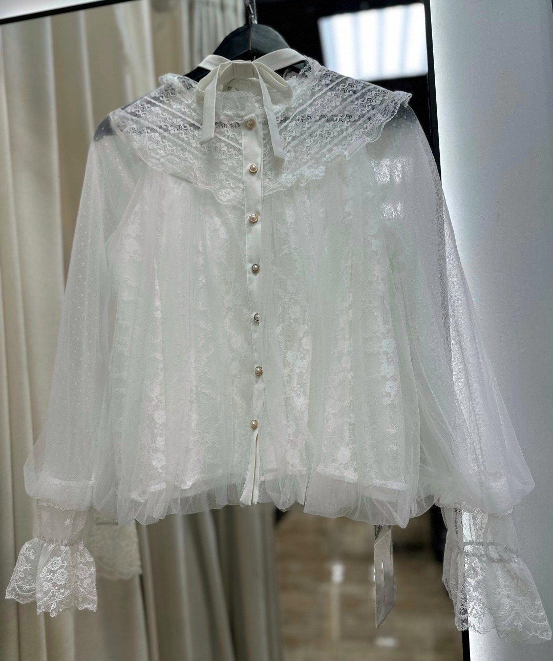 блузка с кружевами,кружевная блузка,кружевная блузка нарядная disorelle,нарядная блузка,женские блузки