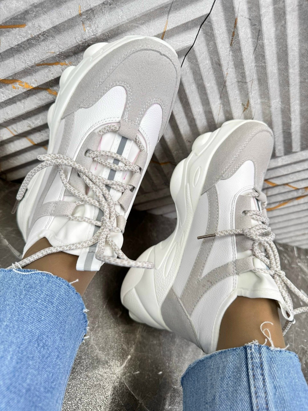 ,женские кроссовки,модные молодежные кроссовки,женские массивные кроссовки,массивные кроссовки