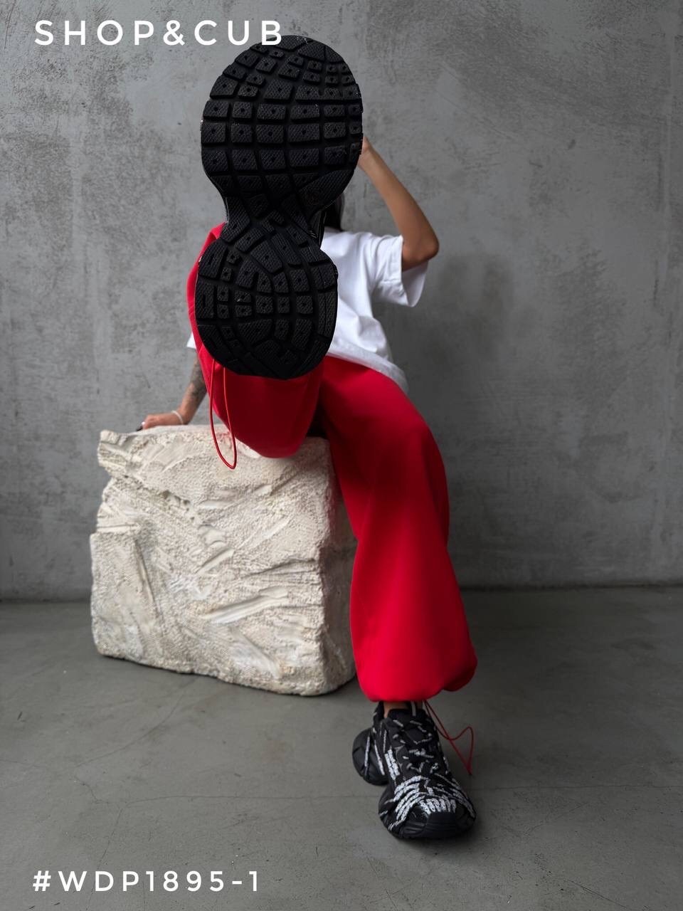 баленсиага черно красные кроссовки,кроссовки balenciaga,кроссовки женские balenciaga,,кроссовки bale balenciaga 10 xl with